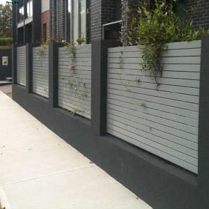 Steckzaun Wind- & Sichtschutzsysteme